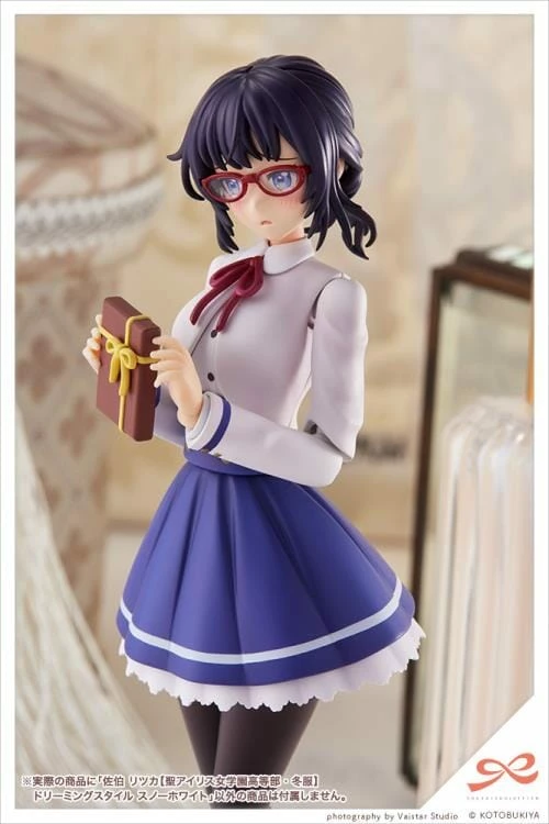 Sousai Shojo Teien St. Iris Girl's High School Winter Clothes Ritsuka Saeki (Dreaming Style Snow White Ver.) 1/10 Scale Model Kit 11 Sousai Shojo Teien St. Iris Girl's High School Winter Clothes Ritsuka Saeki (Dreaming Style Snow White Ver.) 1/10 Scale Model Kit - Image 11