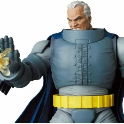 Batman The Dark Knight Returns MAFEX No.146 Armored Batman 18 Batman The Dark Knight Returns MAFEX No.146 Armored Batman -Bandai Sales 22c9e3ec 7789 4f53 91b3 d0c83d9a2aec
