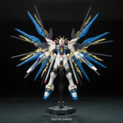 Bandai RG 1/144 #14 Strike Freedom Gundam -Bandai Sales 71uX6APqcYL. SL1200