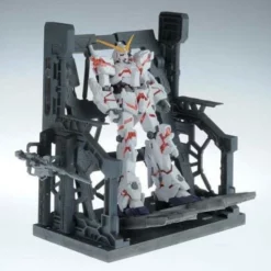 Bandai Builders Parts System Base 001 (Black) 1/144 Scale Accessory -Bandai Sales 9167f4c8 7320 410e 8b3f f20a24170f4b