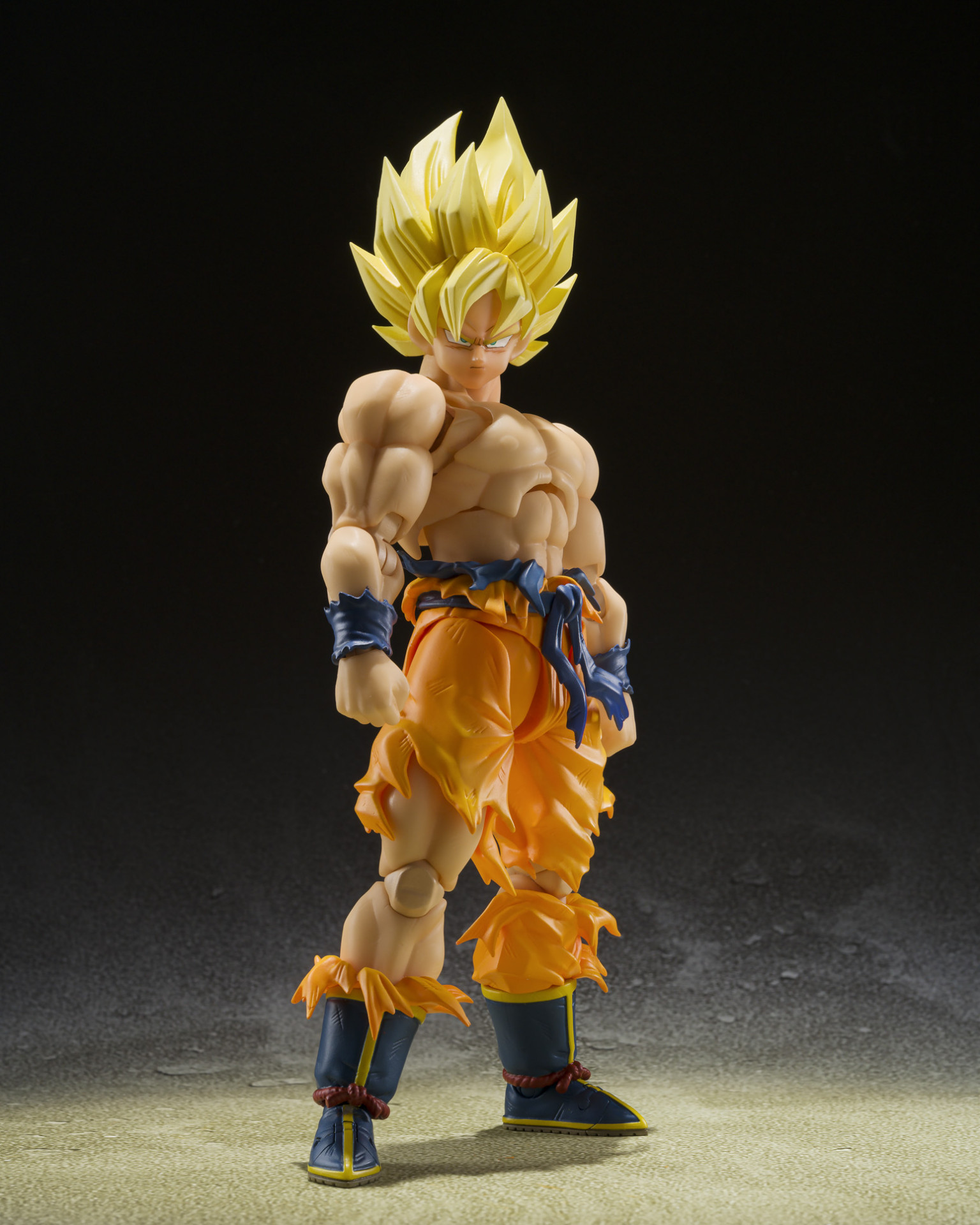 Bandai Sales 38 Bandai Sales -Bandai Sales SHF SS SON GOKU LSS 01