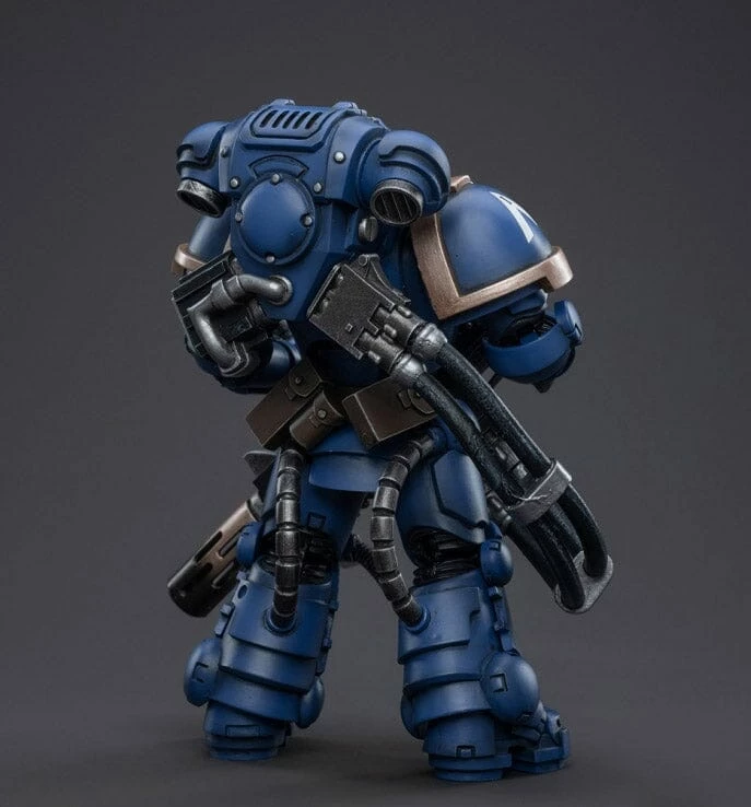 Warhammer 40K Ultramarines Primaris Eradicator 1 1/18 Scale Figure 4 Warhammer 40K Ultramarines Primaris Eradicator 1 1/18 Scale Figure - Image 4