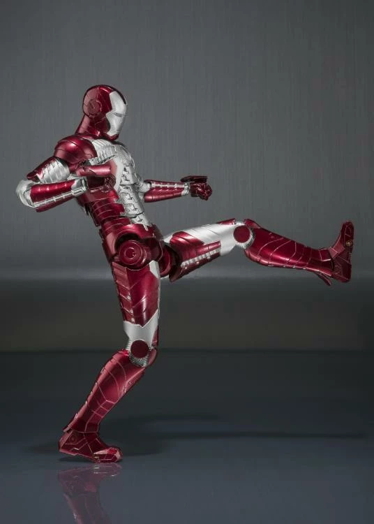 Bandai Iron Man 2 S.H.Figuarts Iron Man Mark V & Hall Of Armor Set 6 Bandai Iron Man 2 S.H.Figuarts Iron Man Mark V & Hall Of Armor Set - Image 6