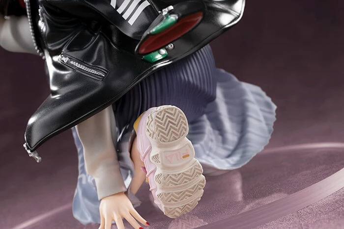 Rebuild Of Evangelion Mari Makinami Illustrious (Radio EVA Ver. Part 2) 1/7 Scale Figure 7 Rebuild Of Evangelion Mari Makinami Illustrious (Radio EVA Ver. Part 2) 1/7 Scale Figure - Image 7