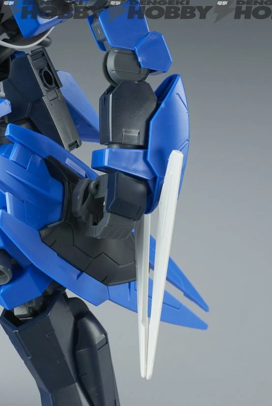 Bandai Orphans 1/100 Schwalbe Graze Mcgillis Custom 9 Bandai Orphans 1/100 Schwalbe Graze Mcgillis Custom - Image 9